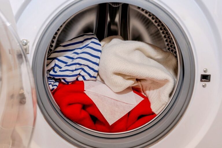 Stop dit nooit in de wasmachine. U beschadigt het onbedoeld