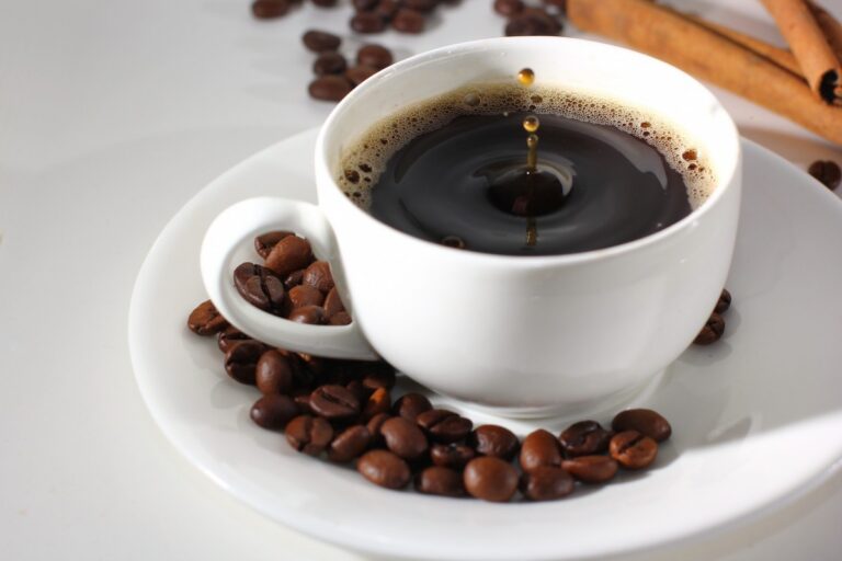 Vergeet koffie maar. Deze drank bevat wel cafeïne, maar je kunt hem zelfs voor het slapengaan drinken