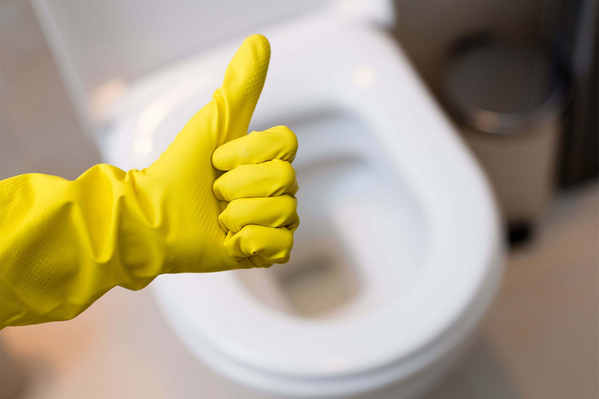 zout in het toilet